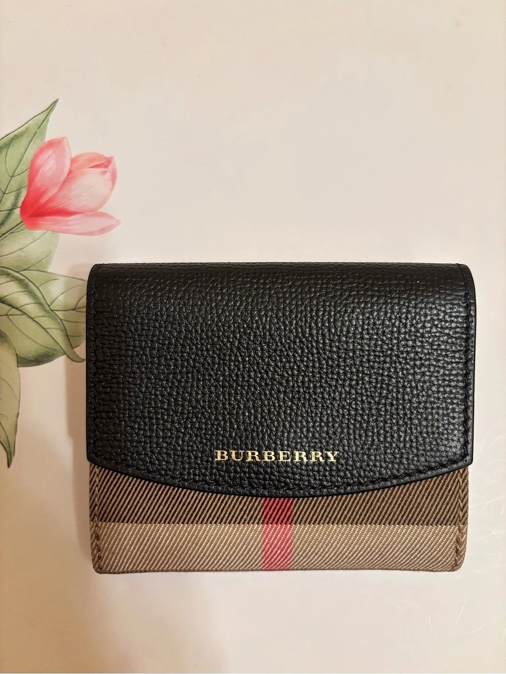 Burberry Check luna Small Folding Wallet